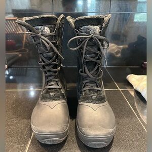 Northface snow boots